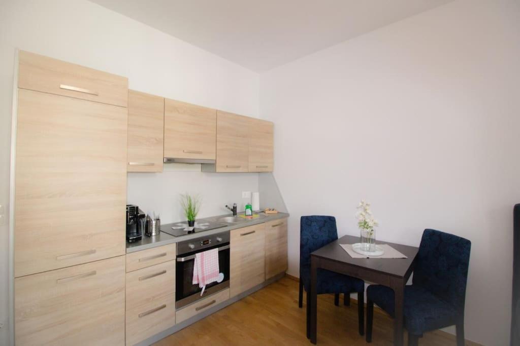 Klein & Gemuetlich L Lf15 Apartment Виена Екстериор снимка