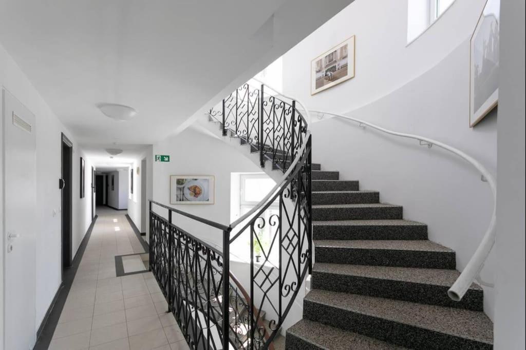 Klein & Gemuetlich L Lf15 Apartment Виена Екстериор снимка